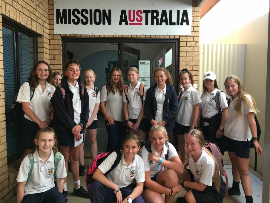 EDUCATION EXPERINCE: Nyngan High year eight students after their Shark Cage Workshop last week where they took away beneficial lessons. Photo: CONTRIBUTED.