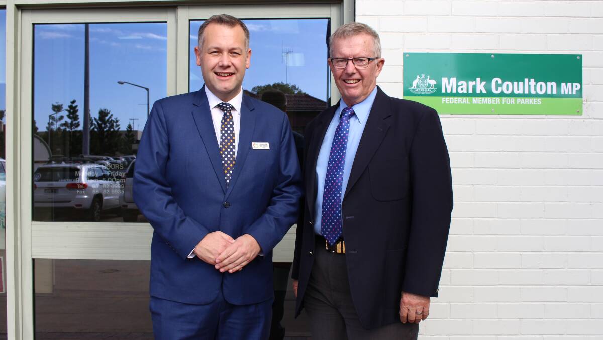 Dubbo Regional Council's mayor Ben Shields with Parkes Electorate MP Mark Coulton. Photo: CONTRIBUTED
