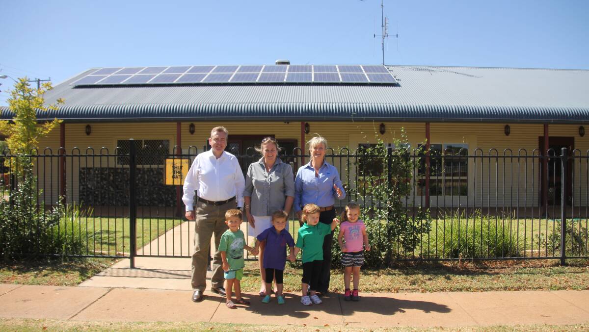 o NSW Minister for Resources and Energy Anthony Roberts, Nyngan Pre School manager Chantelle Finlay, AGL community engagement manager  Helena Orel, Toby Selfe, Bonni Couley, Summer Holmes and Carla Dowling.