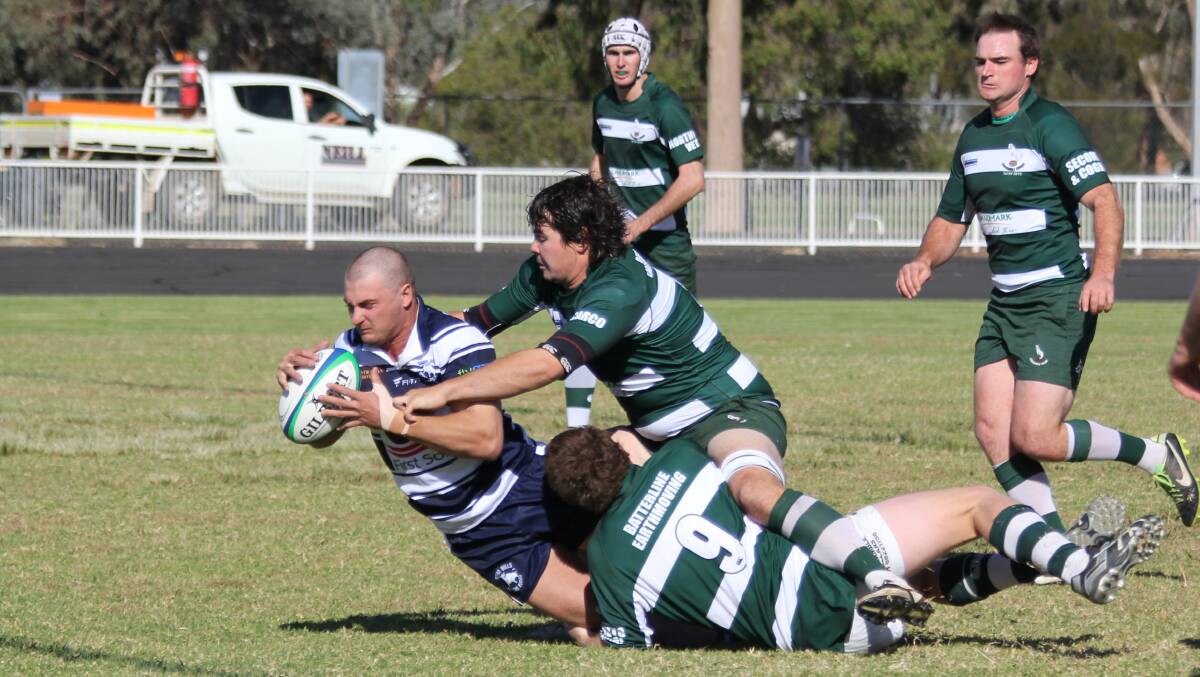 o Dom Kennedy about to score a try for the Bogan Bulls against the Coonamble Rams. 