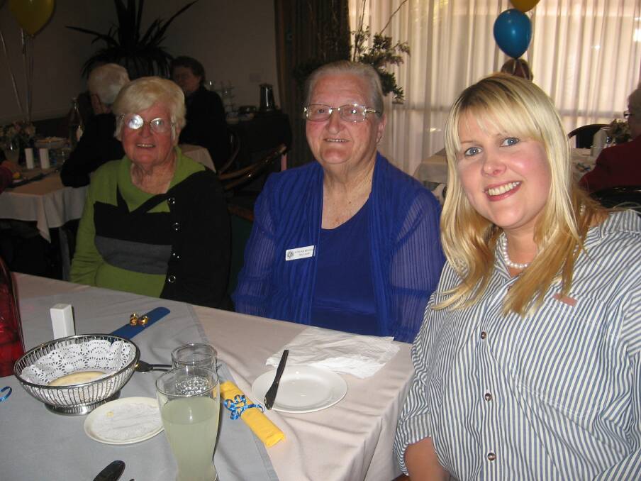 o Pat Hannaford, Bay Lovett and Rebecca Fletcher at the CWA gathering.