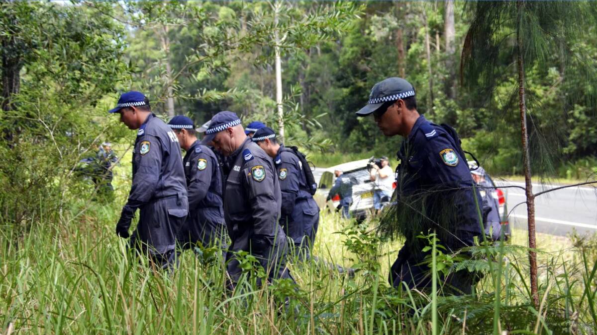 Police searching bushland in Bonny Hills, south of Port Macquarie, in 2015, as part of the investigation. Photo: Peter Gleeson