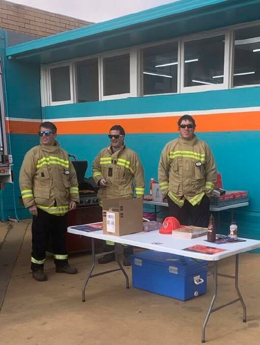 RAISING MONEY: Aaron Bennett , Adam Bourke and Jordan Lane prepare to take part in the Firefighters Climb for Motor Neurone DIsease. Photo: NYNGAN STATION 406 FACEBOOK PAGE