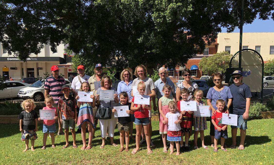 FESTIVE: Winners of the 2018 Bogan Shire Christmas Light and Mailbox Competition. Photo: ZAARKACHA MARLAN