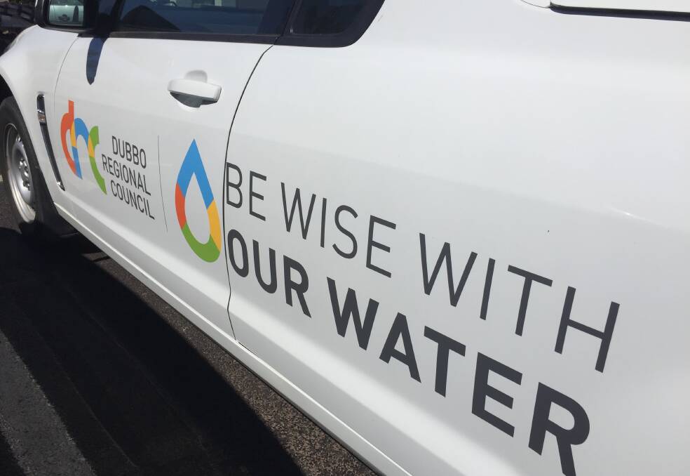 WATER MESSAGE: A Dubbo Regional Council vehicle displays its message to the community to 'Be Wise With Our Water'. Photo: FAYE WHEELER.