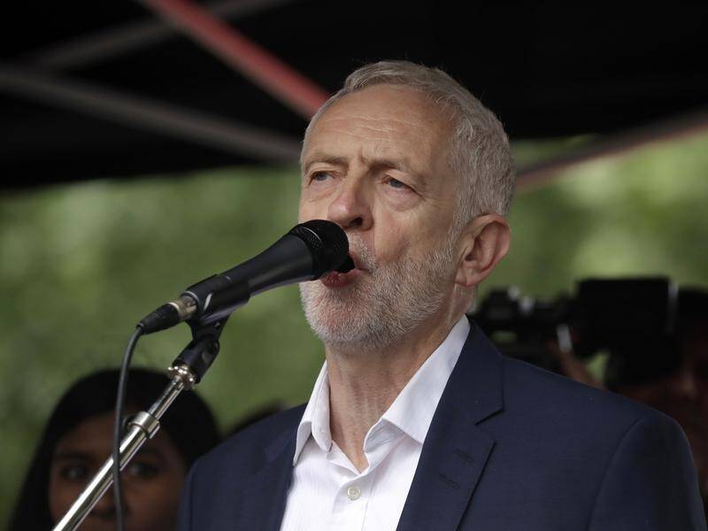 Jeremy Corbyn has offered a vision of a green industrial revolution in the UK, if he becomes PM.