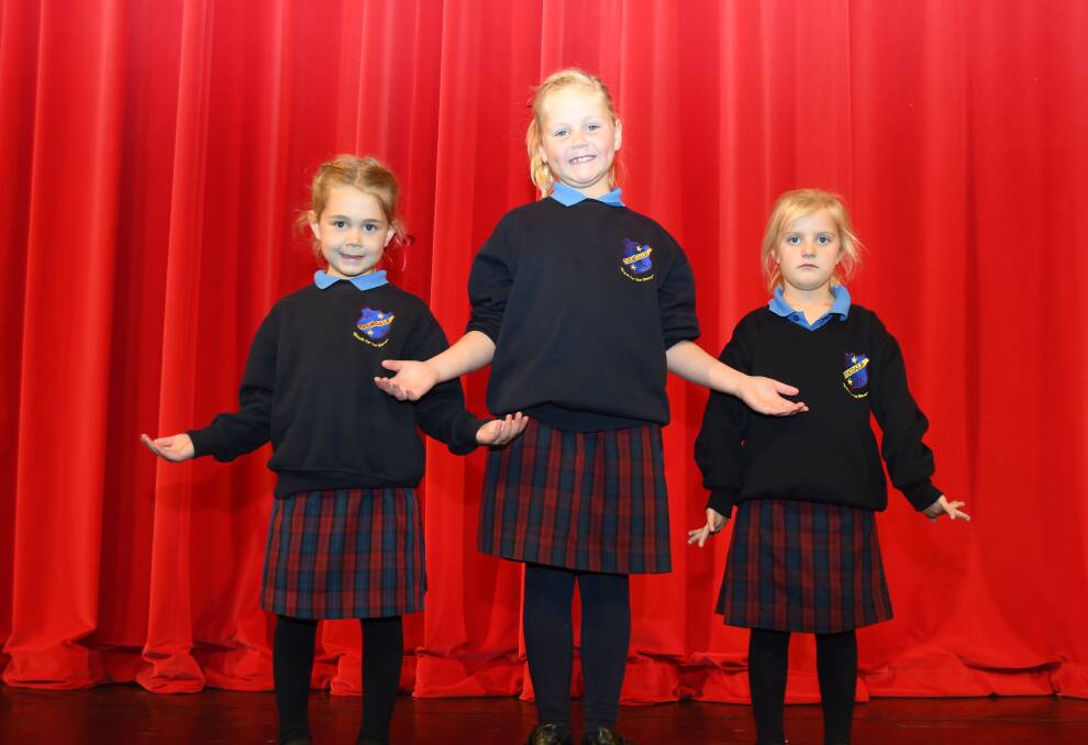 READY TO PERFORM: Marlie Jensen with Ruby and Matilda Mudford before saying their poems at the Eisteddfod. Photo: BELINDA SOOLE